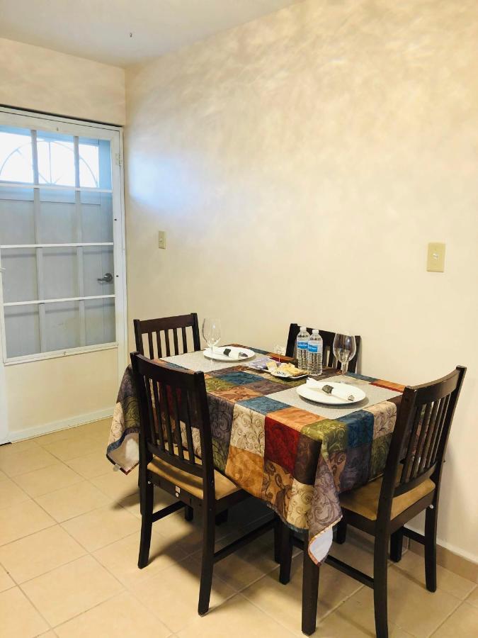 폰세 Luxury Retreat With Private Jacuzzi And Mountain Views Free Parking 아파트 외부 사진